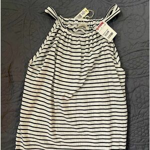 ** BRAND NEW WITH TAGS**MAX STUDIO SMOCKED SLEEVELESS BLUE AND WHITE TOP XS